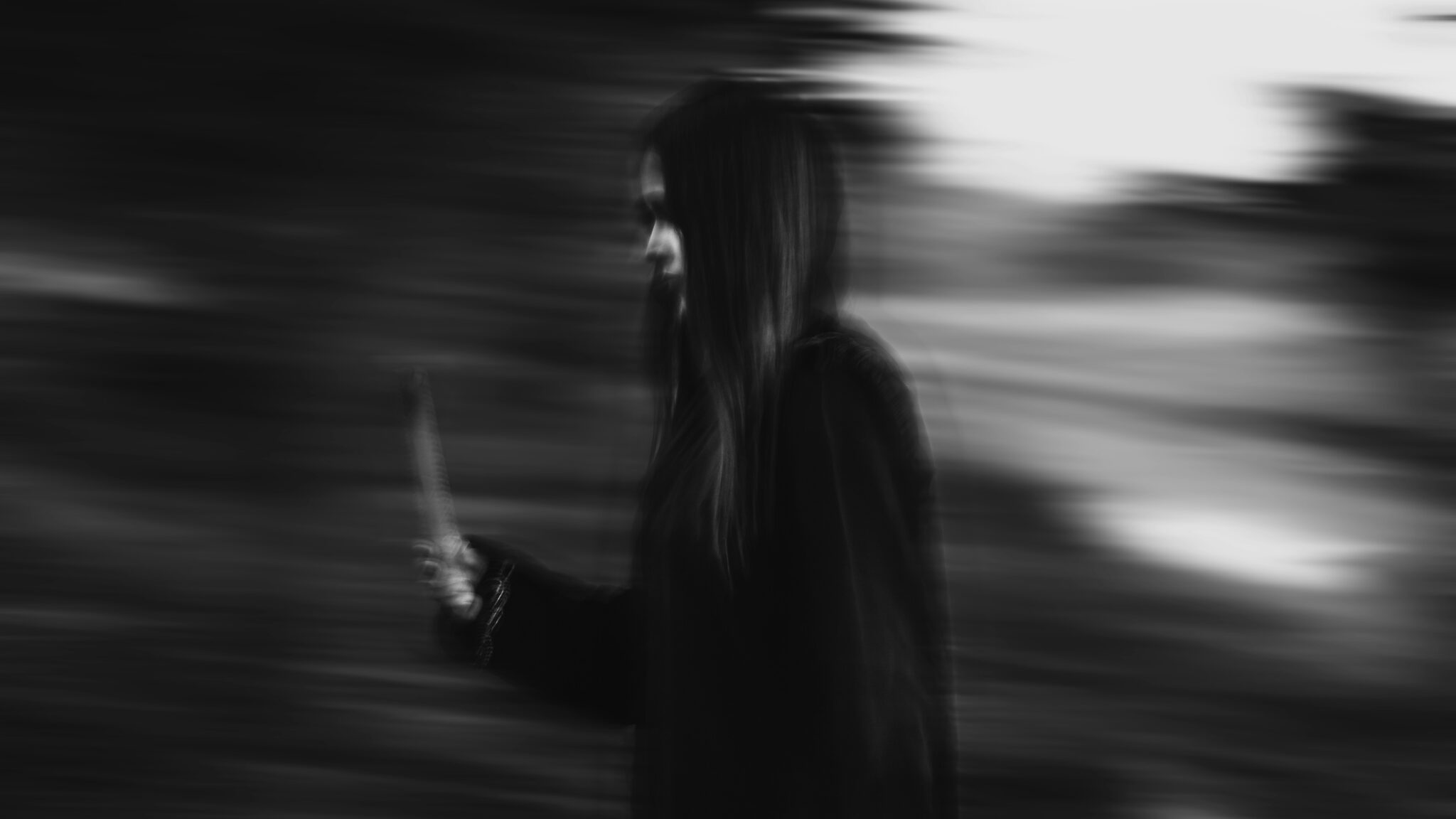 plongez dans l'univers sombre de voldemort, le plus grand sorcier des ténèbres. découvrez son parcours tragique, ses origines, ses ambitions et son ascension au pouvoir, à travers cette biographie fascinante qui dévoile les secrets de celui qui tente de conquérir le monde magique.
