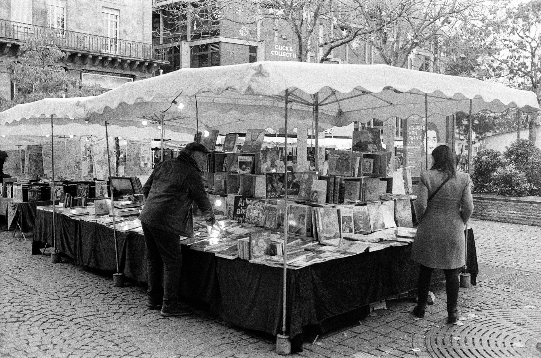 découvrez qui sont les artistes majeurs et les créateurs emblématiques qui dominent le monde de la bande dessinée.